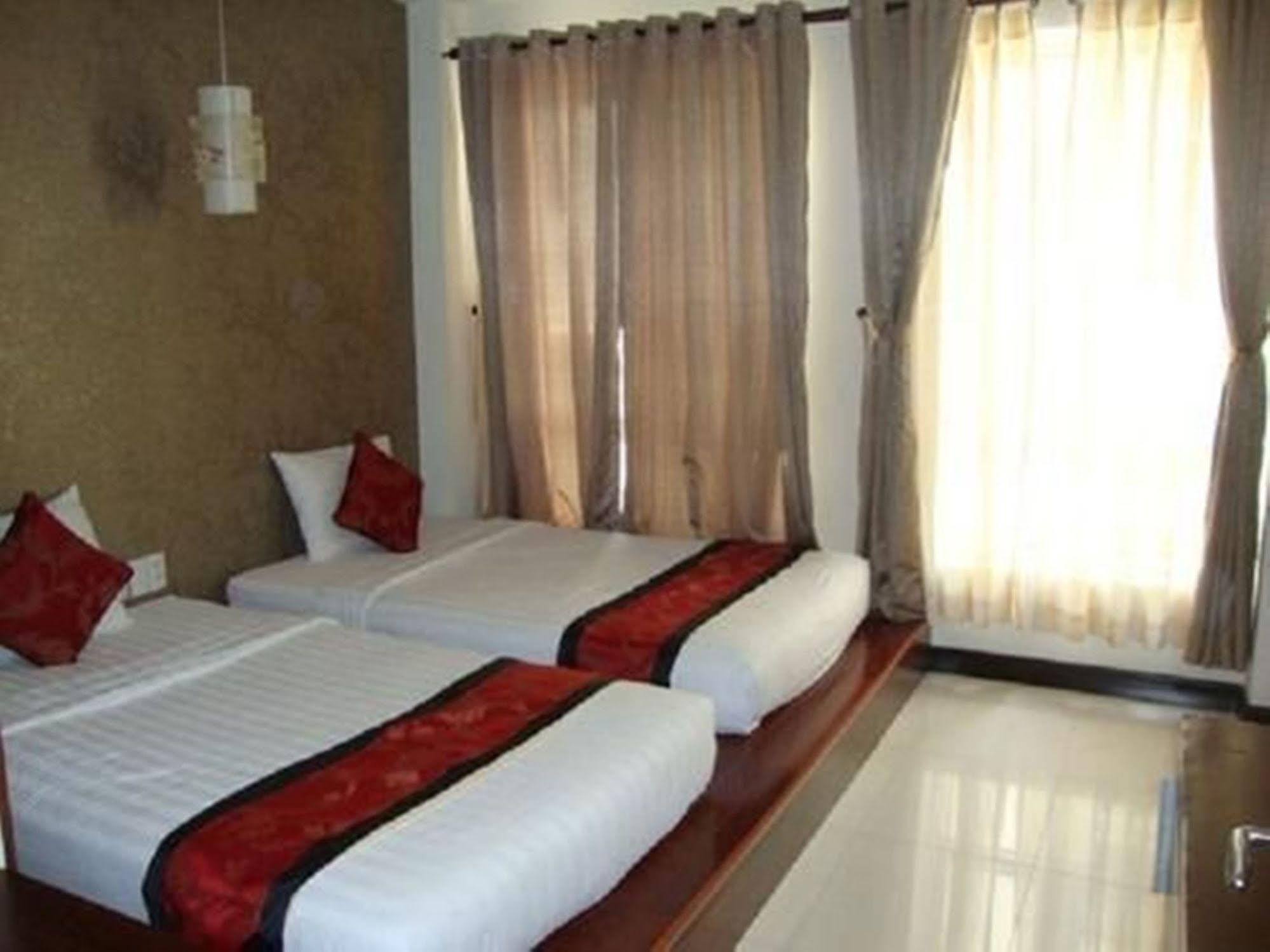 Trung Son Hotel Ho Chi Minh City Exterior photo